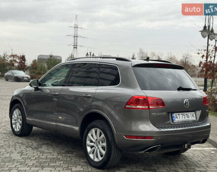 Серый Фольксваген Туарег, объемом двигателя 2.97 л и пробегом 285 тыс. км за 16990 $, фото 8 на Automoto.ua