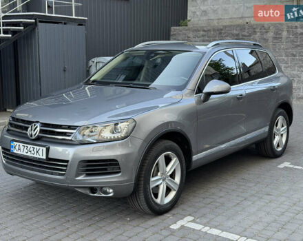 Сірий Фольксваген Туарег, об'ємом двигуна 2.97 л та пробігом 238 тис. км за 18300 $, фото 2 на Automoto.ua