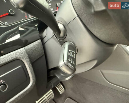 Сірий Фольксваген Туарег, об'ємом двигуна 3 л та пробігом 260 тис. км за 18700 $, фото 48 на Automoto.ua