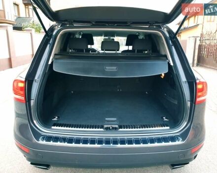 Сірий Фольксваген Туарег, об'ємом двигуна 2.97 л та пробігом 280 тис. км за 15769 $, фото 40 на Automoto.ua