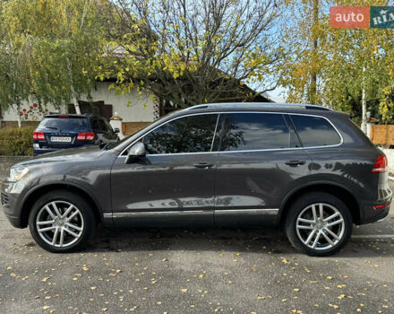 Сірий Фольксваген Туарег, об'ємом двигуна 3 л та пробігом 260 тис. км за 16700 $, фото 13 на Automoto.ua