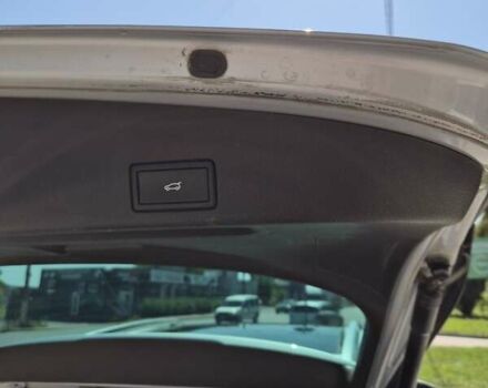 Серый Фольксваген Туарег, объемом двигателя 3 л и пробегом 215 тыс. км за 19300 $, фото 12 на Automoto.ua