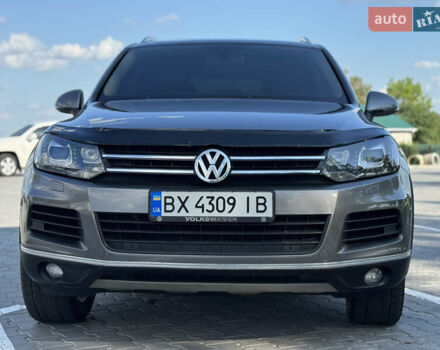 Сірий Фольксваген Туарег, об'ємом двигуна 2.97 л та пробігом 288 тис. км за 17700 $, фото 5 на Automoto.ua