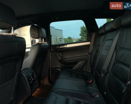 Сірий Фольксваген Туарег, об'ємом двигуна 2.97 л та пробігом 211 тис. км за 20299 $, фото 31 на Automoto.ua