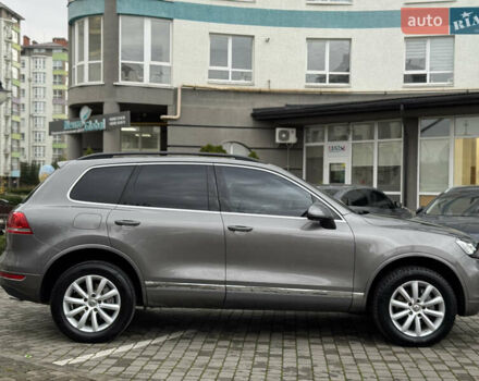 Серый Фольксваген Туарег, объемом двигателя 2.97 л и пробегом 285 тыс. км за 16990 $, фото 12 на Automoto.ua