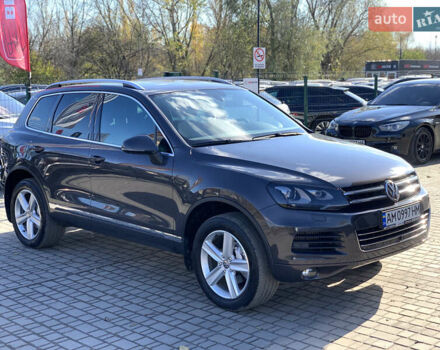 Серый Фольксваген Туарег, объемом двигателя 3 л и пробегом 260 тыс. км за 18899 $, фото 7 на Automoto.ua