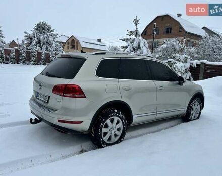Серый Фольксваген Туарег, объемом двигателя 3 л и пробегом 190 тыс. км за 22700 $, фото 31 на Automoto.ua