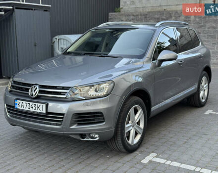 Сірий Фольксваген Туарег, об'ємом двигуна 2.97 л та пробігом 238 тис. км за 18300 $, фото 1 на Automoto.ua