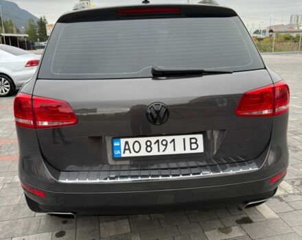 Серый Фольксваген Туарег, объемом двигателя 3 л и пробегом 277 тыс. км за 18300 $, фото 1 на Automoto.ua