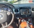 Сірий Фольксваген Туарег, об'ємом двигуна 3 л та пробігом 154 тис. км за 15800 $, фото 33 на Automoto.ua