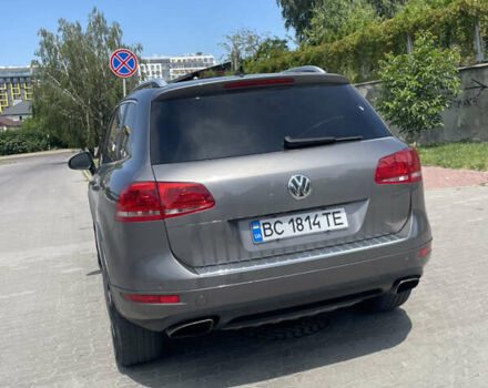 Сірий Фольксваген Туарег, об'ємом двигуна 3.6 л та пробігом 241 тис. км за 14600 $, фото 4 на Automoto.ua