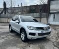 Серый Фольксваген Туарег, объемом двигателя 3 л и пробегом 290 тыс. км за 17999 $, фото 1 на Automoto.ua