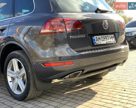 Серый Фольксваген Туарег, объемом двигателя 3 л и пробегом 260 тыс. км за 18899 $, фото 20 на Automoto.ua