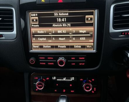 Серый Фольксваген Туарег, объемом двигателя 3 л и пробегом 220 тыс. км за 10750 $, фото 16 на Automoto.ua