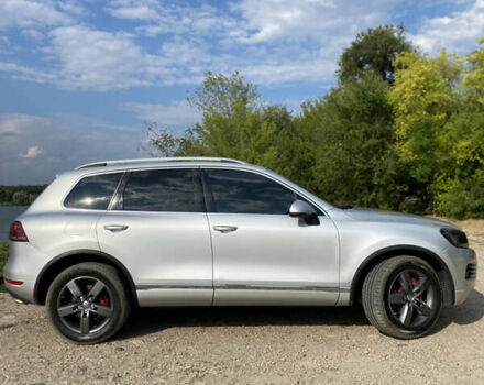 Сірий Фольксваген Туарег, об'ємом двигуна 3.6 л та пробігом 206 тис. км за 14500 $, фото 2 на Automoto.ua