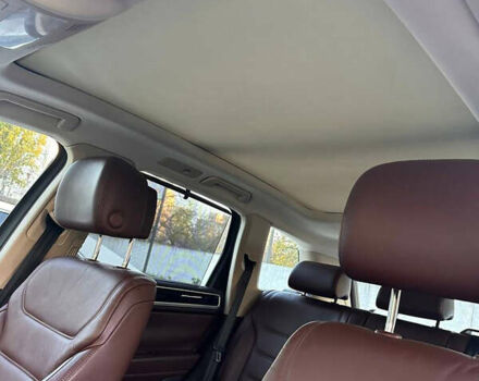 Серый Фольксваген Туарег, объемом двигателя 3.6 л и пробегом 196 тыс. км за 15999 $, фото 10 на Automoto.ua