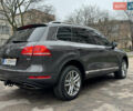 Серый Фольксваген Туарег, объемом двигателя 3 л и пробегом 260 тыс. км за 16700 $, фото 8 на Automoto.ua