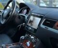 Серый Фольксваген Туарег, объемом двигателя 3 л и пробегом 296 тыс. км за 14490 $, фото 8 на Automoto.ua