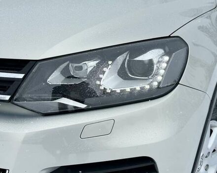 Серый Фольксваген Туарег, объемом двигателя 3 л и пробегом 190 тыс. км за 22700 $, фото 16 на Automoto.ua