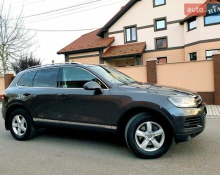 Сірий Фольксваген Туарег, об'ємом двигуна 2.97 л та пробігом 280 тис. км за 15769 $, фото 3 на Automoto.ua