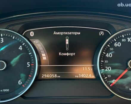 Серый Фольксваген Туарег, объемом двигателя 3 л и пробегом 294 тыс. км за 17890 $, фото 23 на Automoto.ua