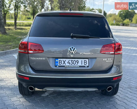 Сірий Фольксваген Туарег, об'ємом двигуна 2.97 л та пробігом 288 тис. км за 17700 $, фото 9 на Automoto.ua