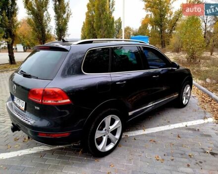 Серый Фольксваген Туарег, объемом двигателя 3 л и пробегом 255 тыс. км за 13500 $, фото 6 на Automoto.ua