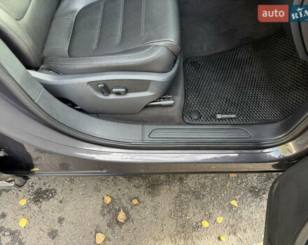 Сірий Фольксваген Туарег, об'ємом двигуна 3 л та пробігом 260 тис. км за 16700 $, фото 60 на Automoto.ua