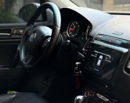 Серый Фольксваген Туарег, объемом двигателя 2.97 л и пробегом 360 тыс. км за 14900 $, фото 15 на Automoto.ua