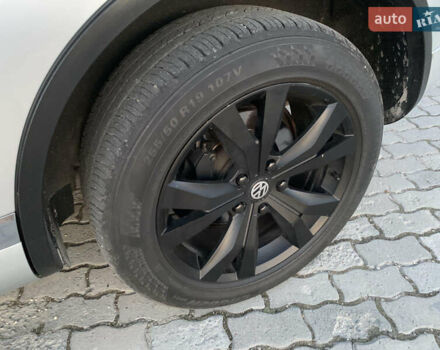 Сірий Фольксваген Туарег, об'ємом двигуна 2.97 л та пробігом 211 тис. км за 20299 $, фото 21 на Automoto.ua