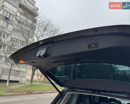 Серый Фольксваген Туарег, объемом двигателя 3 л и пробегом 260 тыс. км за 16700 $, фото 74 на Automoto.ua