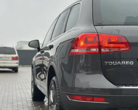 Сірий Фольксваген Туарег, об'ємом двигуна 3 л та пробігом 298 тис. км за 18500 $, фото 33 на Automoto.ua