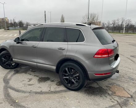 Серый Фольксваген Туарег, объемом двигателя 3.6 л и пробегом 249 тыс. км за 12700 $, фото 7 на Automoto.ua