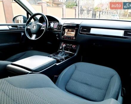 Сірий Фольксваген Туарег, об'ємом двигуна 2.97 л та пробігом 280 тис. км за 15769 $, фото 43 на Automoto.ua