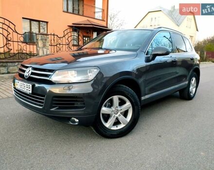 Сірий Фольксваген Туарег, об'ємом двигуна 2.97 л та пробігом 280 тис. км за 15769 $, фото 19 на Automoto.ua