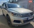 Сірий Фольксваген Туарег, об'ємом двигуна 3 л та пробігом 154 тис. км за 15800 $, фото 2 на Automoto.ua
