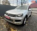 Серый Фольксваген Туарег, объемом двигателя 3 л и пробегом 232 тыс. км за 19700 $, фото 3 на Automoto.ua