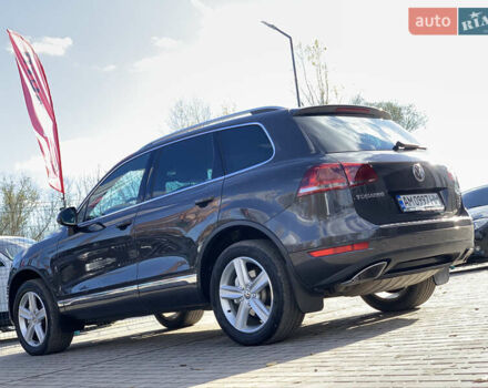 Серый Фольксваген Туарег, объемом двигателя 3 л и пробегом 260 тыс. км за 18899 $, фото 18 на Automoto.ua