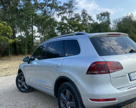 Сірий Фольксваген Туарег, об'ємом двигуна 3.6 л та пробігом 206 тис. км за 14500 $, фото 4 на Automoto.ua