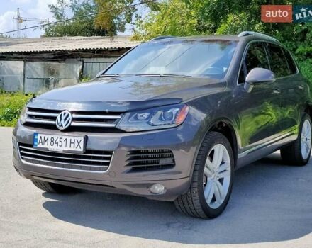 Серый Фольксваген Туарег, объемом двигателя 3 л и пробегом 278 тыс. км за 16999 $, фото 14 на Automoto.ua