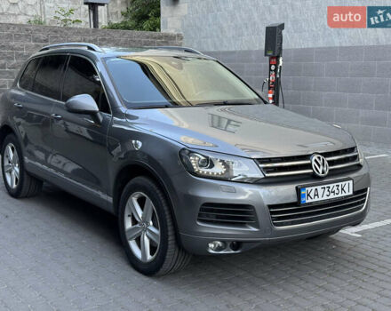 Сірий Фольксваген Туарег, об'ємом двигуна 2.97 л та пробігом 238 тис. км за 18300 $, фото 6 на Automoto.ua