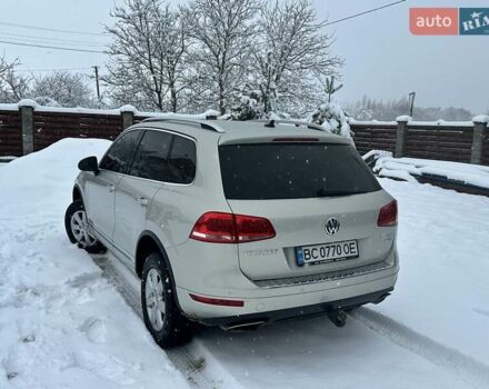 Серый Фольксваген Туарег, объемом двигателя 3 л и пробегом 190 тыс. км за 22700 $, фото 23 на Automoto.ua