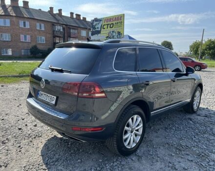 Серый Фольксваген Туарег, объемом двигателя 3 л и пробегом 253 тыс. км за 17000 $, фото 4 на Automoto.ua