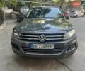 Сірий Фольксваген Туарег, об'ємом двигуна 2.97 л та пробігом 259 тис. км за 17500 $, фото 1 на Automoto.ua