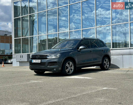 Серый Фольксваген Туарег, объемом двигателя 3 л и пробегом 226 тыс. км за 15490 $, фото 10 на Automoto.ua