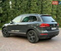 Сірий Фольксваген Туарег, об'ємом двигуна 2.97 л та пробігом 250 тис. км за 18500 $, фото 5 на Automoto.ua