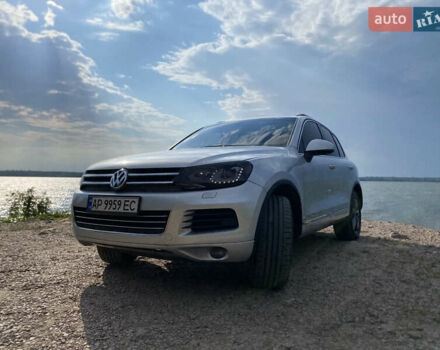 Сірий Фольксваген Туарег, об'ємом двигуна 3.6 л та пробігом 206 тис. км за 14500 $, фото 5 на Automoto.ua