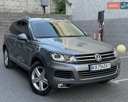 Сірий Фольксваген Туарег, об'ємом двигуна 2.97 л та пробігом 238 тис. км за 18300 $, фото 27 на Automoto.ua