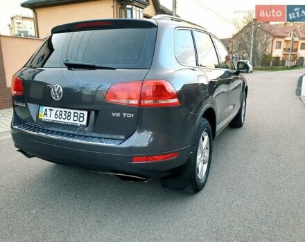 Сірий Фольксваген Туарег, об'ємом двигуна 2.97 л та пробігом 280 тис. км за 15769 $, фото 6 на Automoto.ua