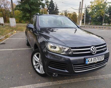 Серый Фольксваген Туарег, объемом двигателя 3.6 л и пробегом 192 тыс. км за 15200 $, фото 2 на Automoto.ua